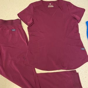 Adar size small scrub set